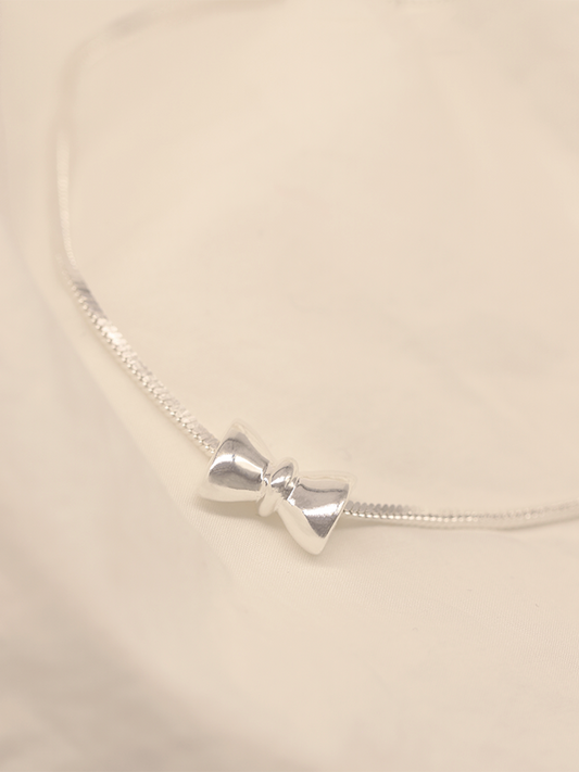 Bowknot Bright Silver Necklace